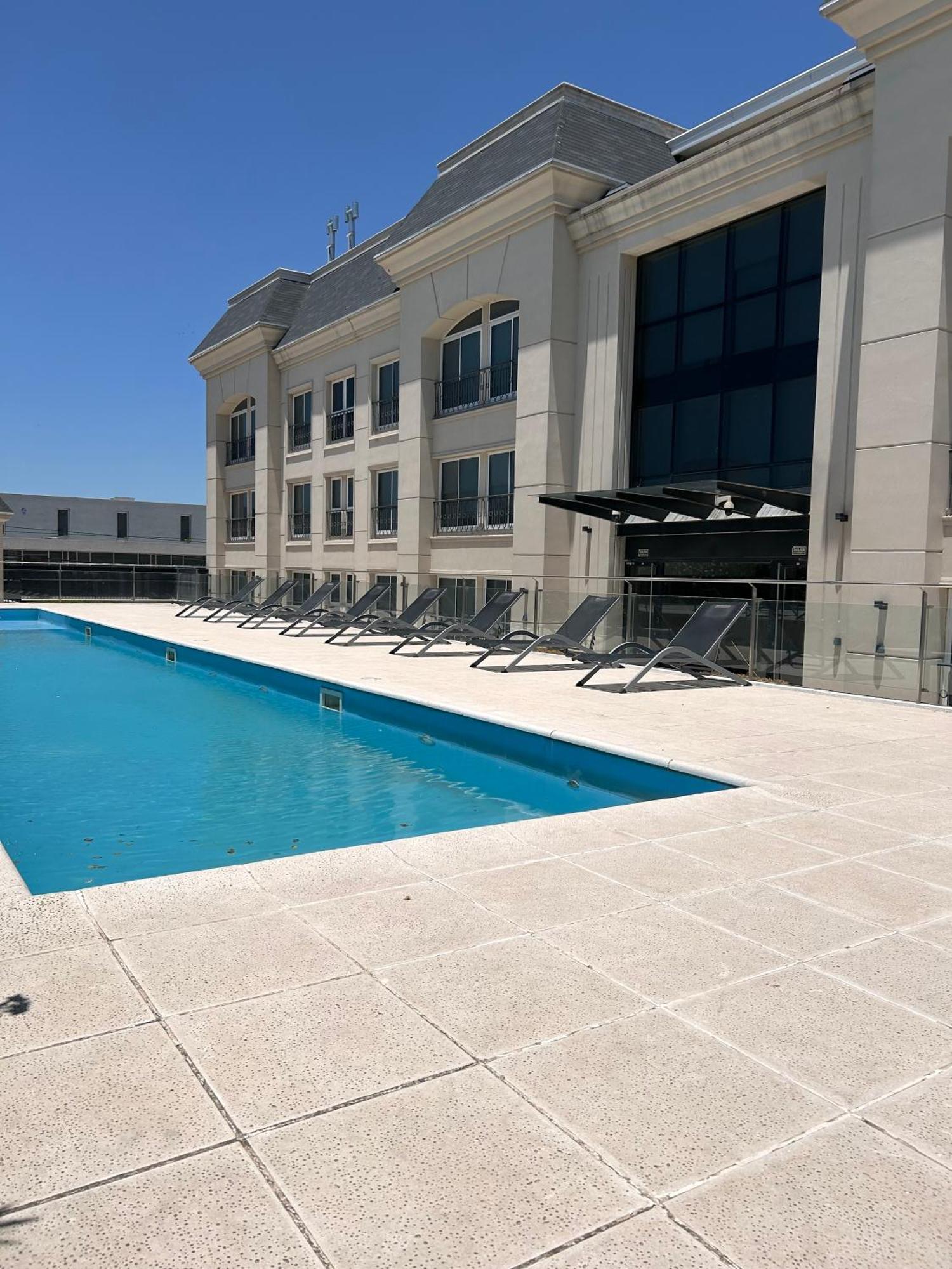 France - Monoambiente Con Piscina, Gym Y Estacionamiento Apartment Rio Cuarto